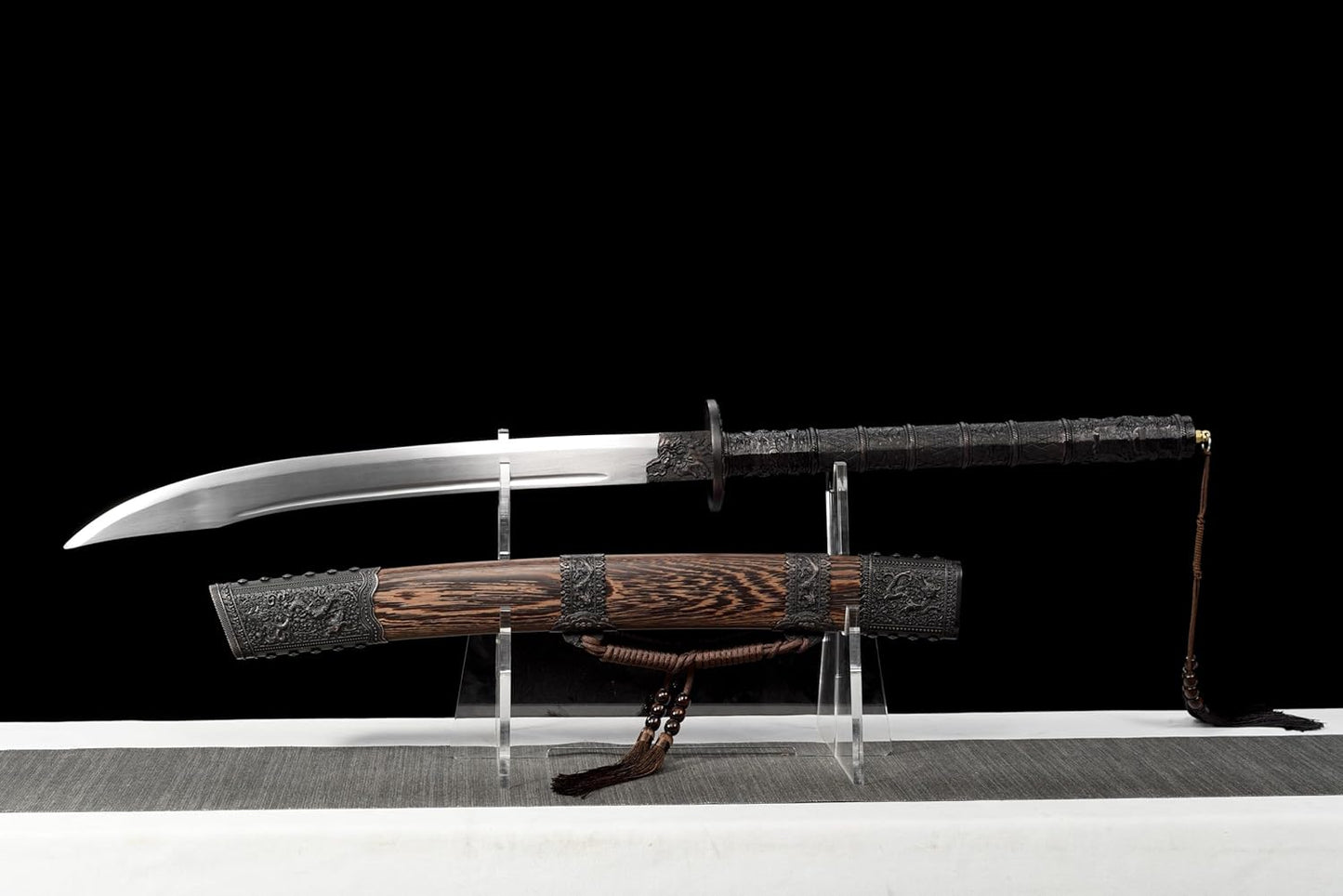 Hand-Forged Kangxi Dao – High carbon Steel Blade with Rosewood Scabbard