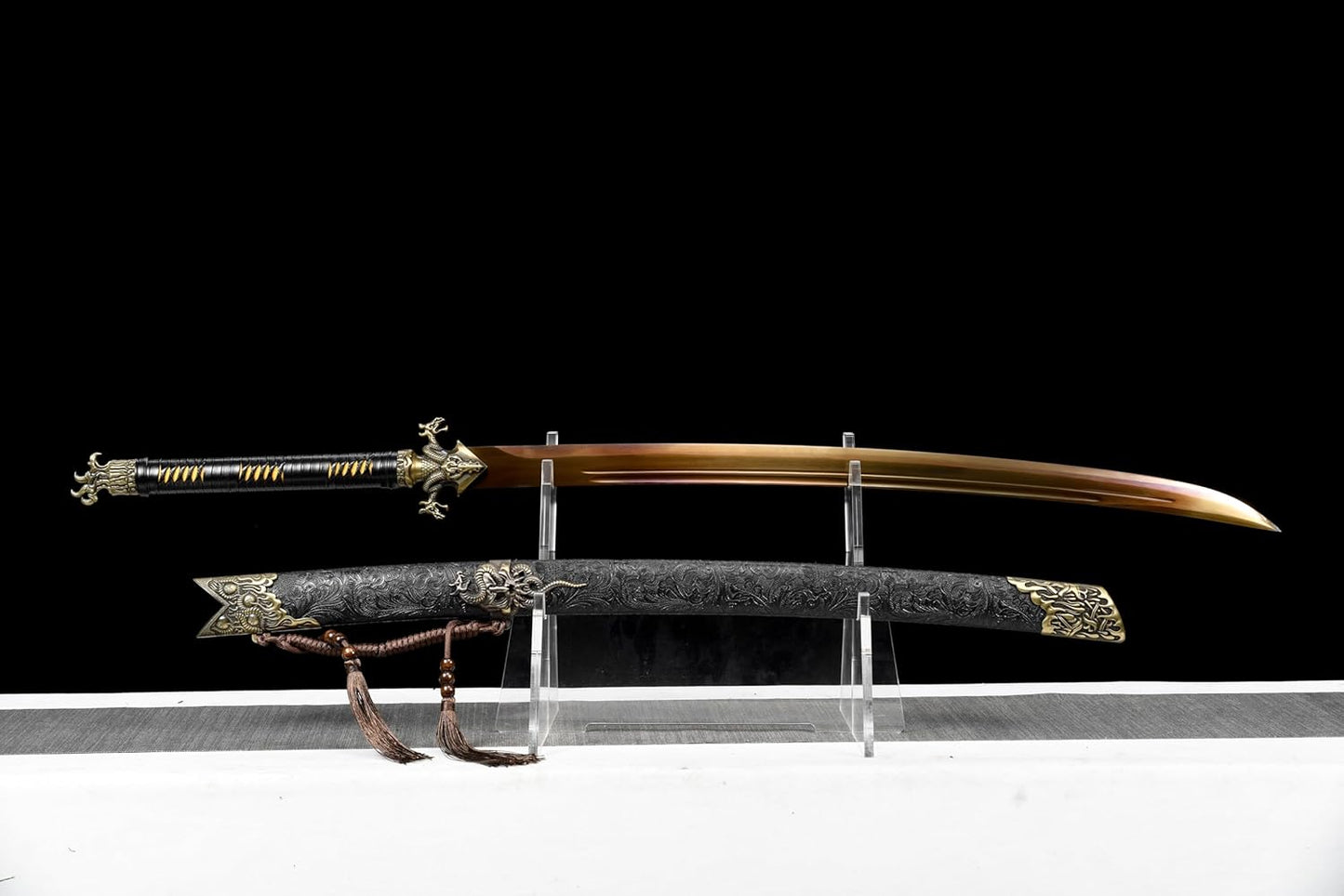 Hand-Forged Flying Dragon Dao Sword – High Carbon Steel Blade