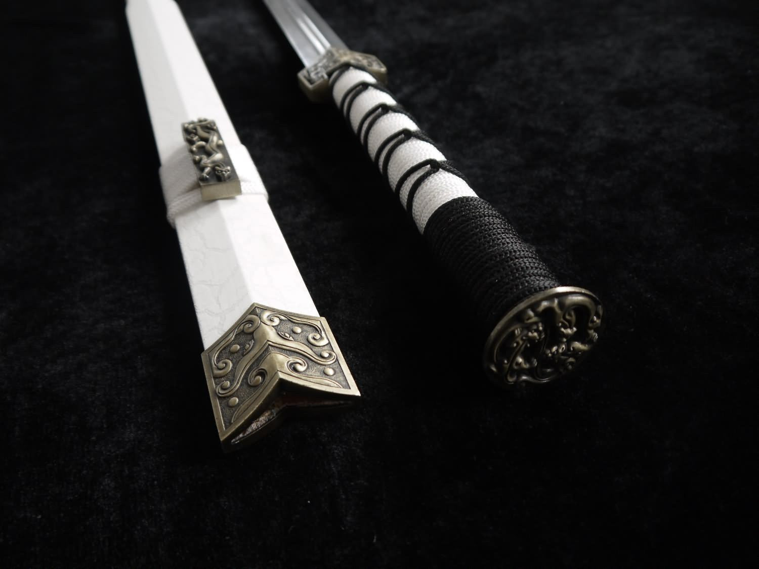 Chinese sword/Han jian/Medium carbon steel blade/white Scabbard ...